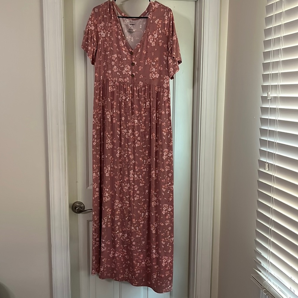 Pink Floral Maxi Maternity dress!